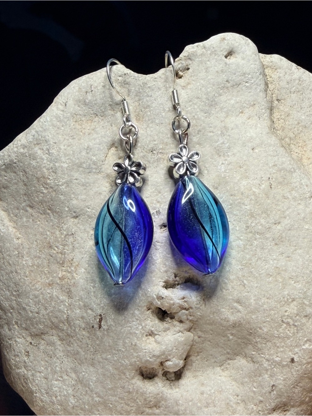 ✨Handmade✨ Blue Hollow Glass Teardrop Earrings - Hypoallergenic